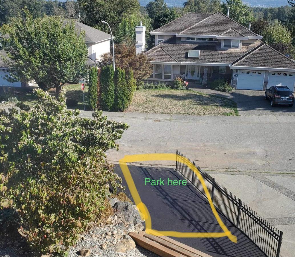 צ'יליוואק Mountain Retreat 3 Bedroom Garden House Near Heritage Park, Coliseum , Hwy 1, Fishing, Cultus Lake מראה חיצוני תמונה