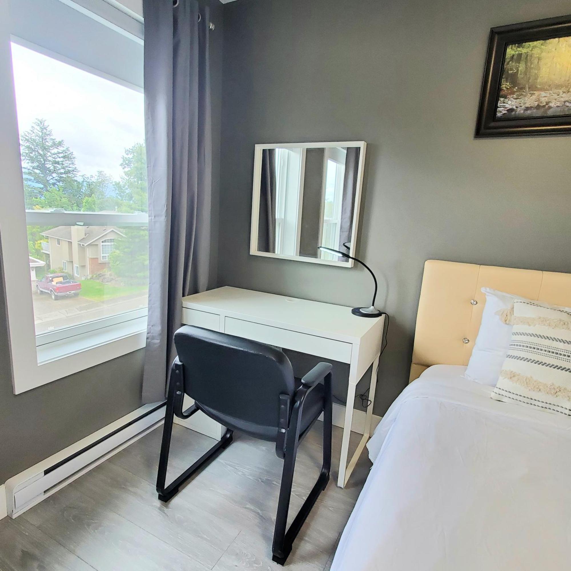 צ'יליוואק Mountain Retreat 3 Bedroom Garden House Near Heritage Park, Coliseum , Hwy 1, Fishing, Cultus Lake מראה חיצוני תמונה